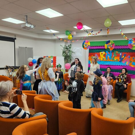 Rozprávkový karneval v knižnici - vstúpte do sveta fantázie!